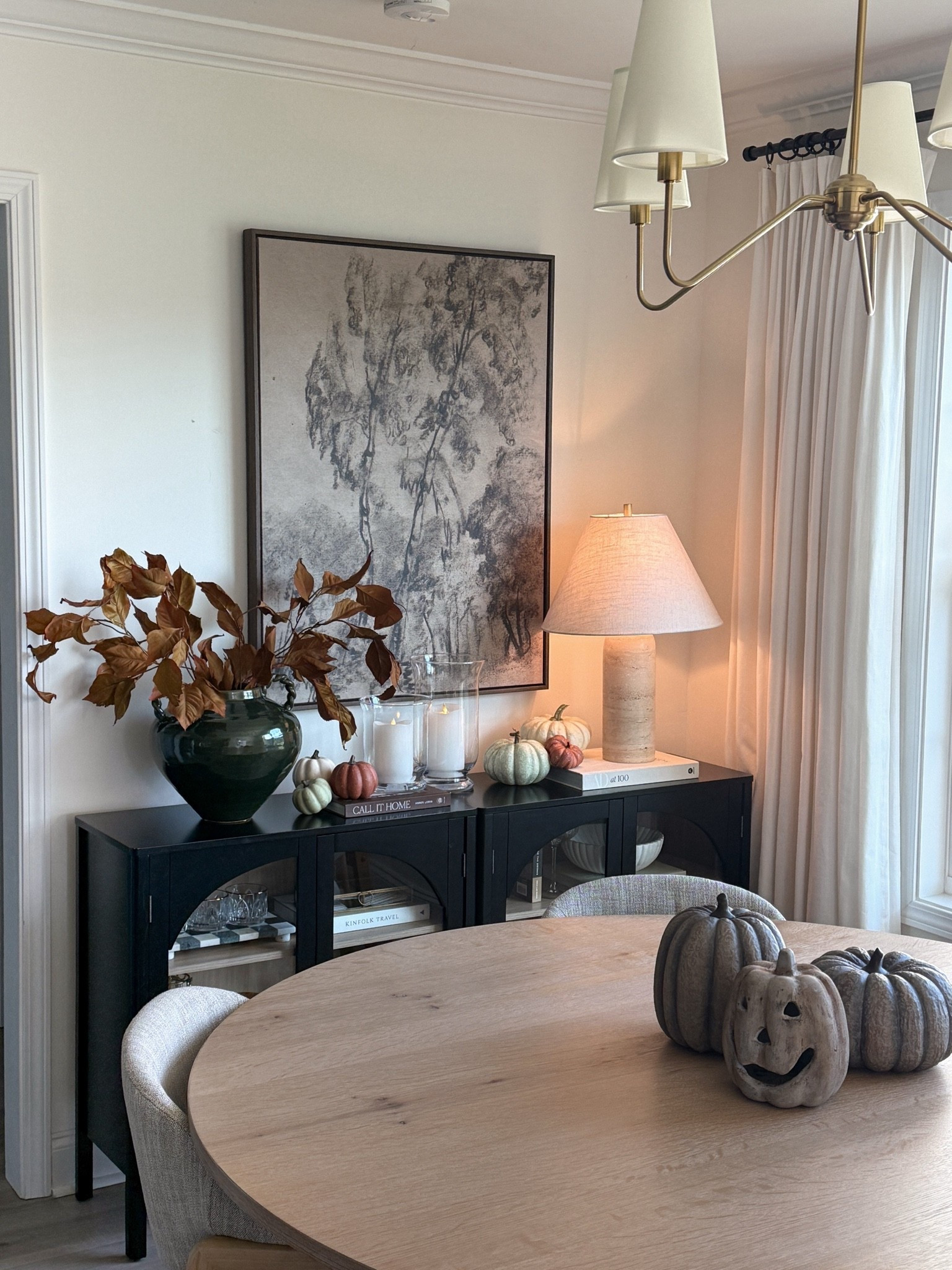 Fall dining room decor. Fall decor. Fall faux stems
