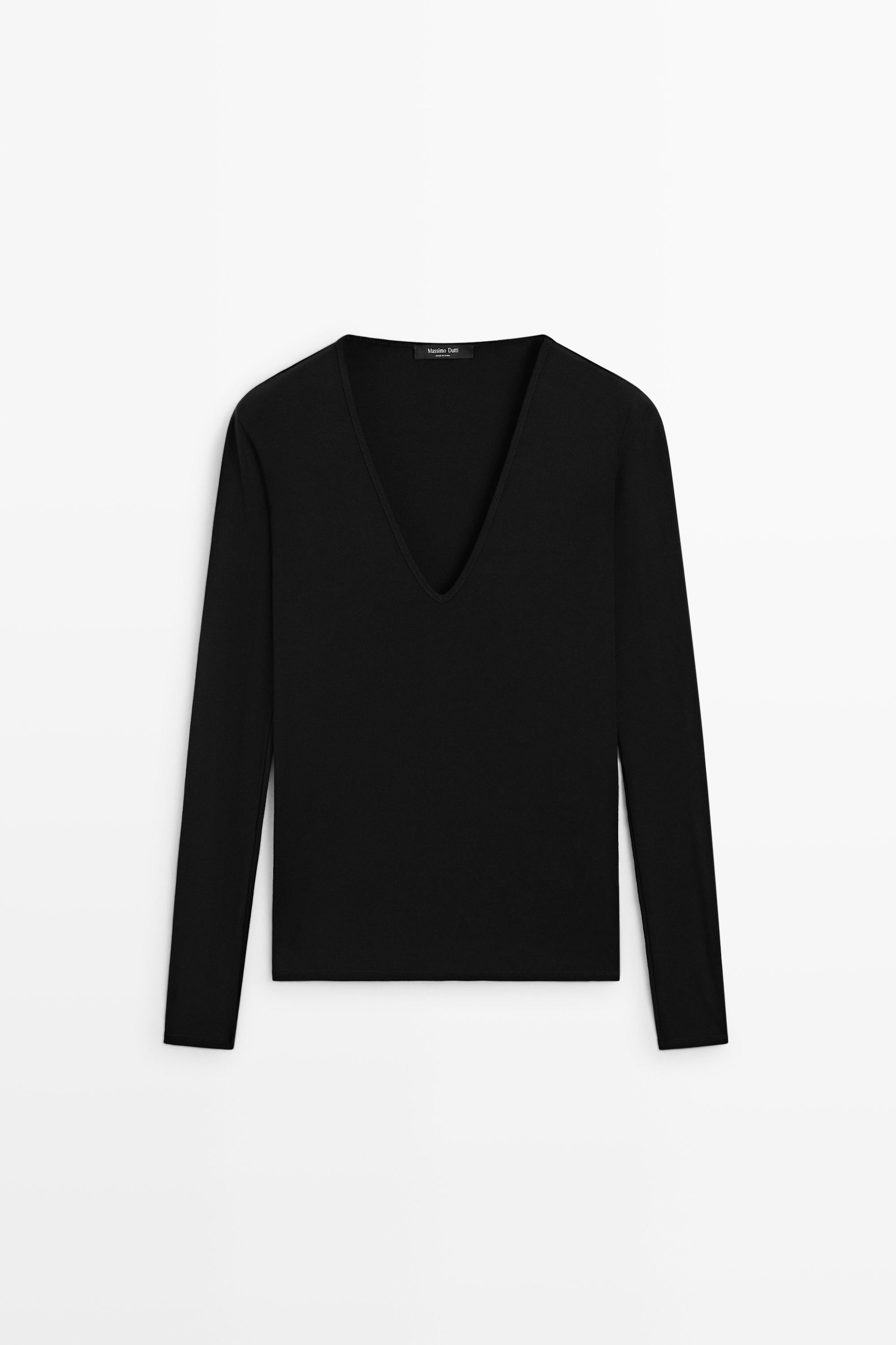 Long sleeve V-neck T-shirt - BLACK | Massimo Dutti UK