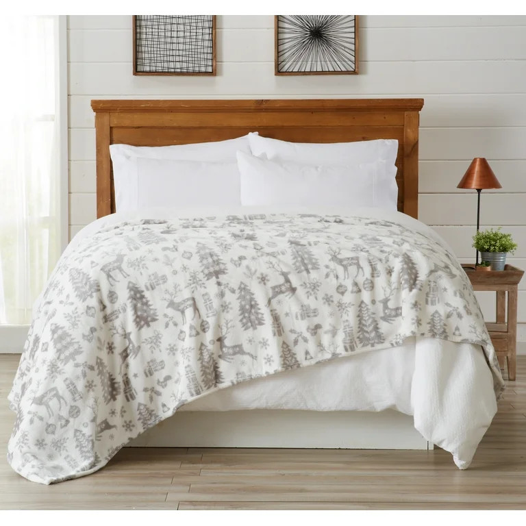 Great Bay Home Super Soft Velvet Plush Bed Blanket | Walmart (US)