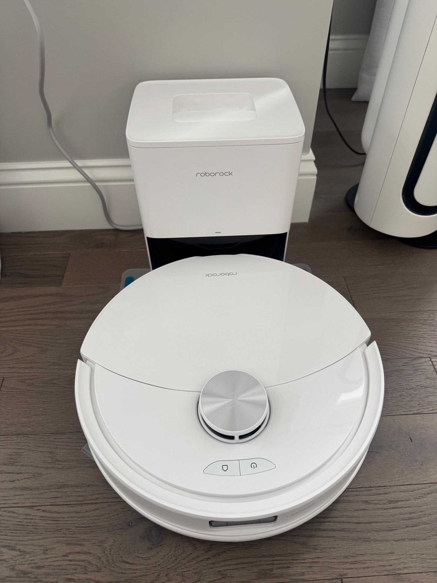 Robot vacuum
Roborock vacuum 
Christmas gift ideas