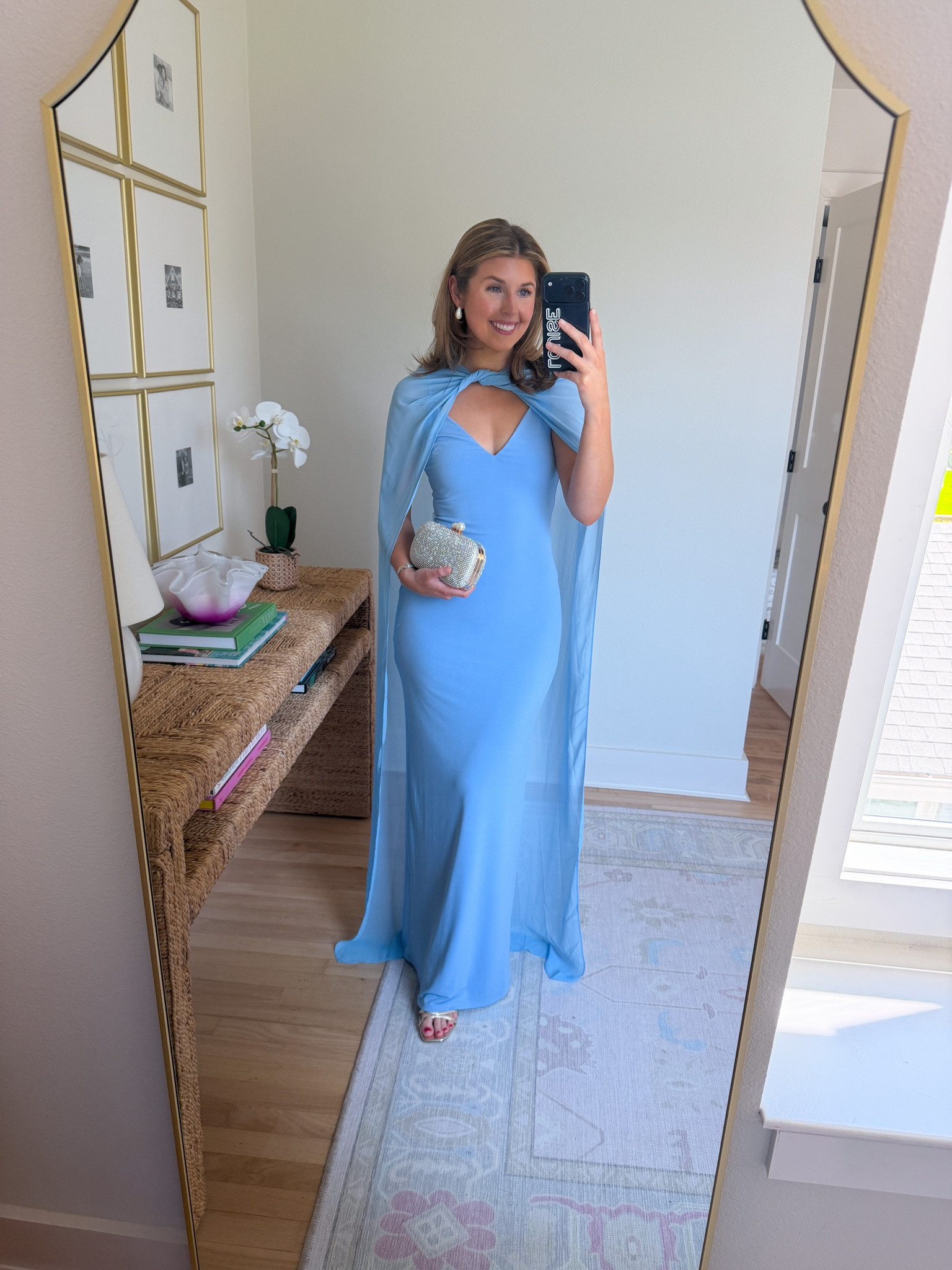 Summer black tie wedding guest look! Wearing a S