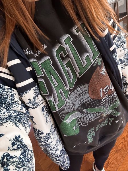 Wearing large for oversized fit
Philadelphia Eagles sweatshirt, Philly, Kelly green, nfl, team gear, fly eagles fly, Abercrombie 

#LTKsalealert #LTKfindsunder100 #LTKCyberWeek