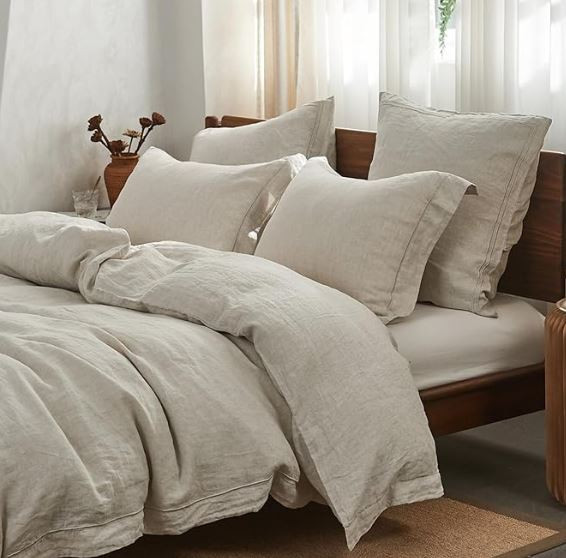 on sale!

Simple&Opulence 100% Washed Linen Duvet Cover Set with Embroidered,3 Pieces Soft Farmhouse Comforter Set with Button Closure,1 Duvet Cover and 2 Pillowshams(King,Natural Linen) bedding for master bedroom home decor guest bed 

 #LTKHome #LTKSaleAlert