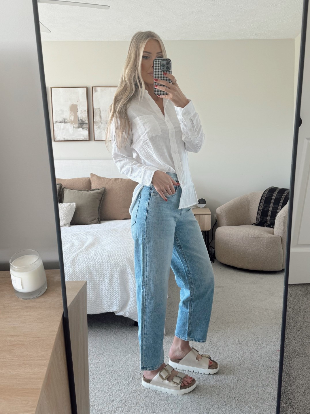 Wearing a size S in the button down & size 27 classic in the jeans 

#LTKSaleAlert #LTKmomlife #LTKootd