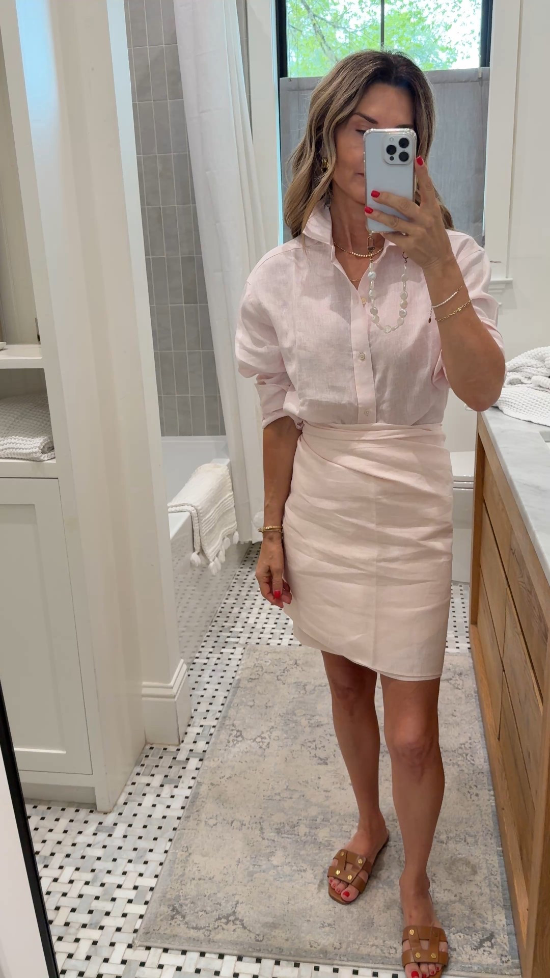 Julia Amory code Tammy15
Linen long button-up, sz XS is perfectly still oversized 
-Sarong is doubled and tied in the back. 
