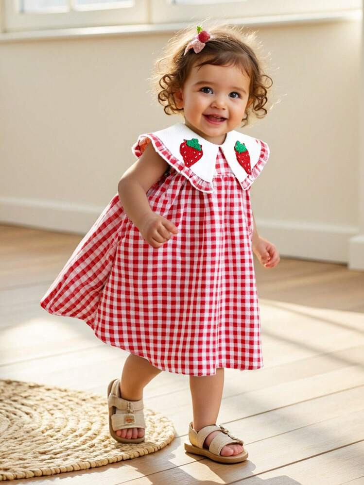Cozy Pixies Baby Girl Strawberry Contrast Color Collar Sleeveless Waist Dress | SHEIN