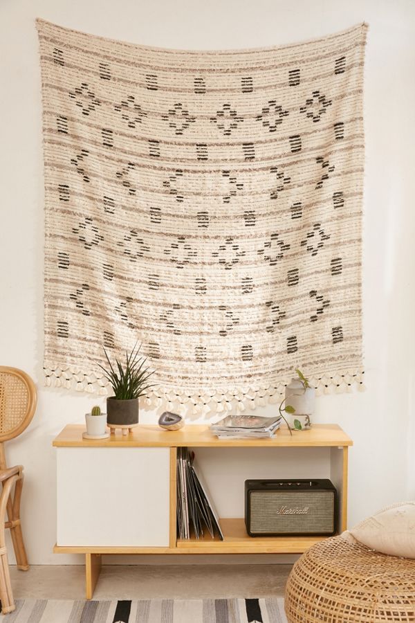Cayler Textured Tapestry | Urban Outfitters (US and RoW)