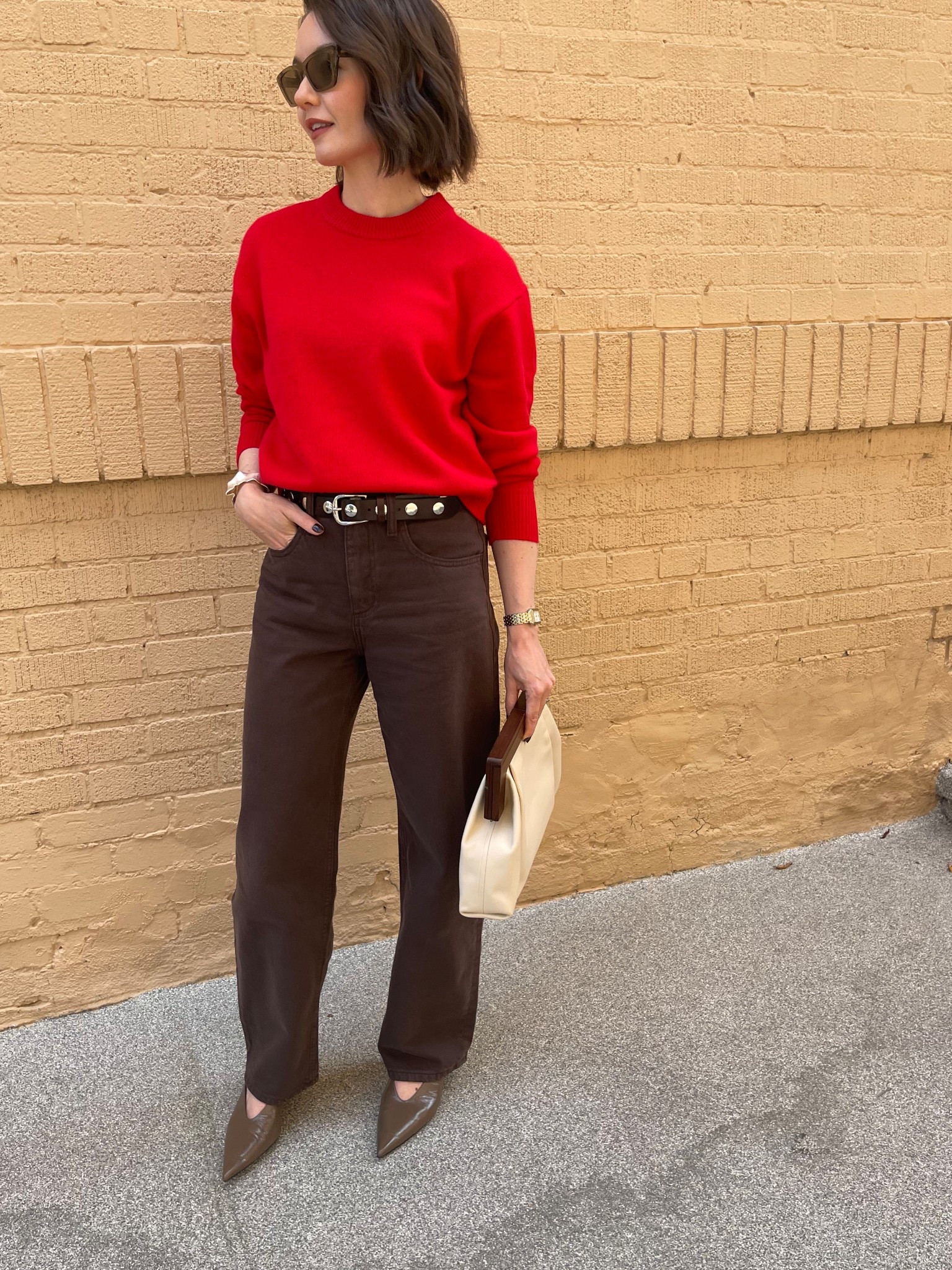 Red sweater (xs), brown balloon jeans (US2), pointed heels, studded belt

#LTKSeasonal #LTKStyleTip