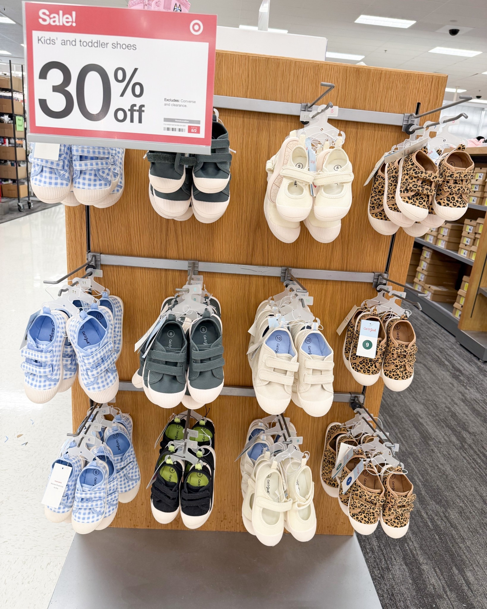 30% off Kids and Toddler shoes at Target!

Perfect time to grab a pair or two for back to school.

Also 25% off kids clothing!

Tagging a few of my favorites in LTK.

#backtoschool #targetdeals

#LTKSaleAlert #LTKBaby #LTKKids