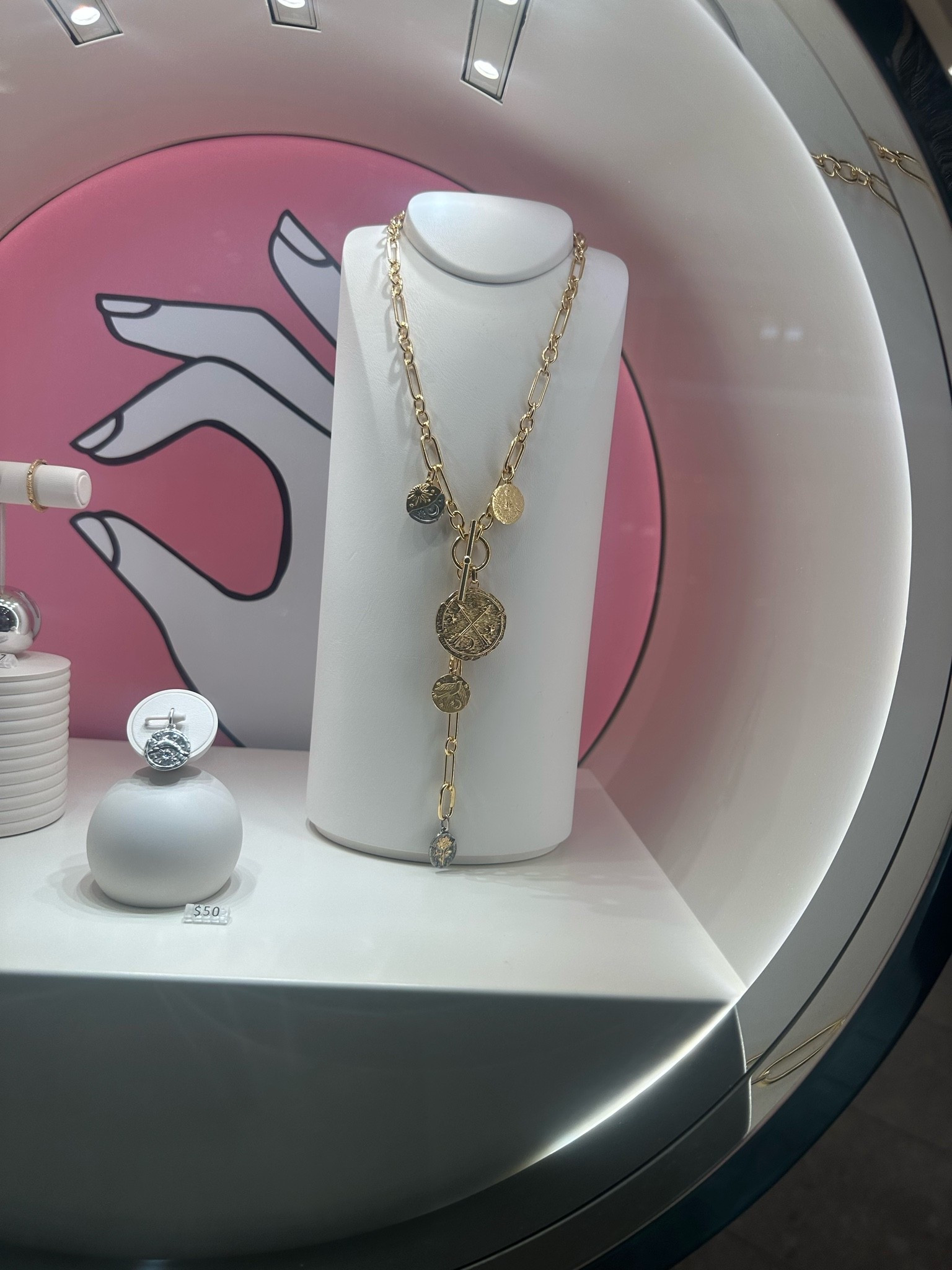 Pandora's new collection has me ready to stack & collect charms that make every look feel a little more me. Mmmmkay?!

#Pandora #PandoraCharms #StackAndCollect #JewelryLover #xoJalonda

#LTKOver40 #LTKBeauty #LTKootd