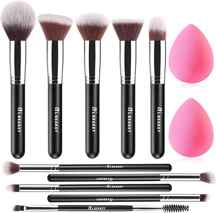 BEAKEY Makeup Brushes Set, Professional Foundation Eyeshadow Concealer Blush Powder Bronzer Appli... | Amazon (US)