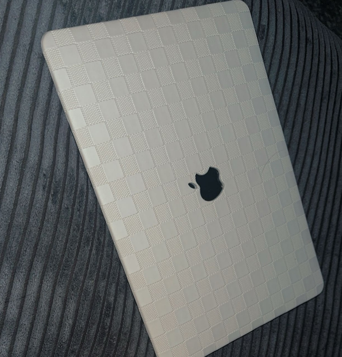 macbook case, macbook laptop case, macbook essentials, checkered print aesthetic 

#LTKSaleAlert #LTKGiftGuide #LTKFindsUnder100