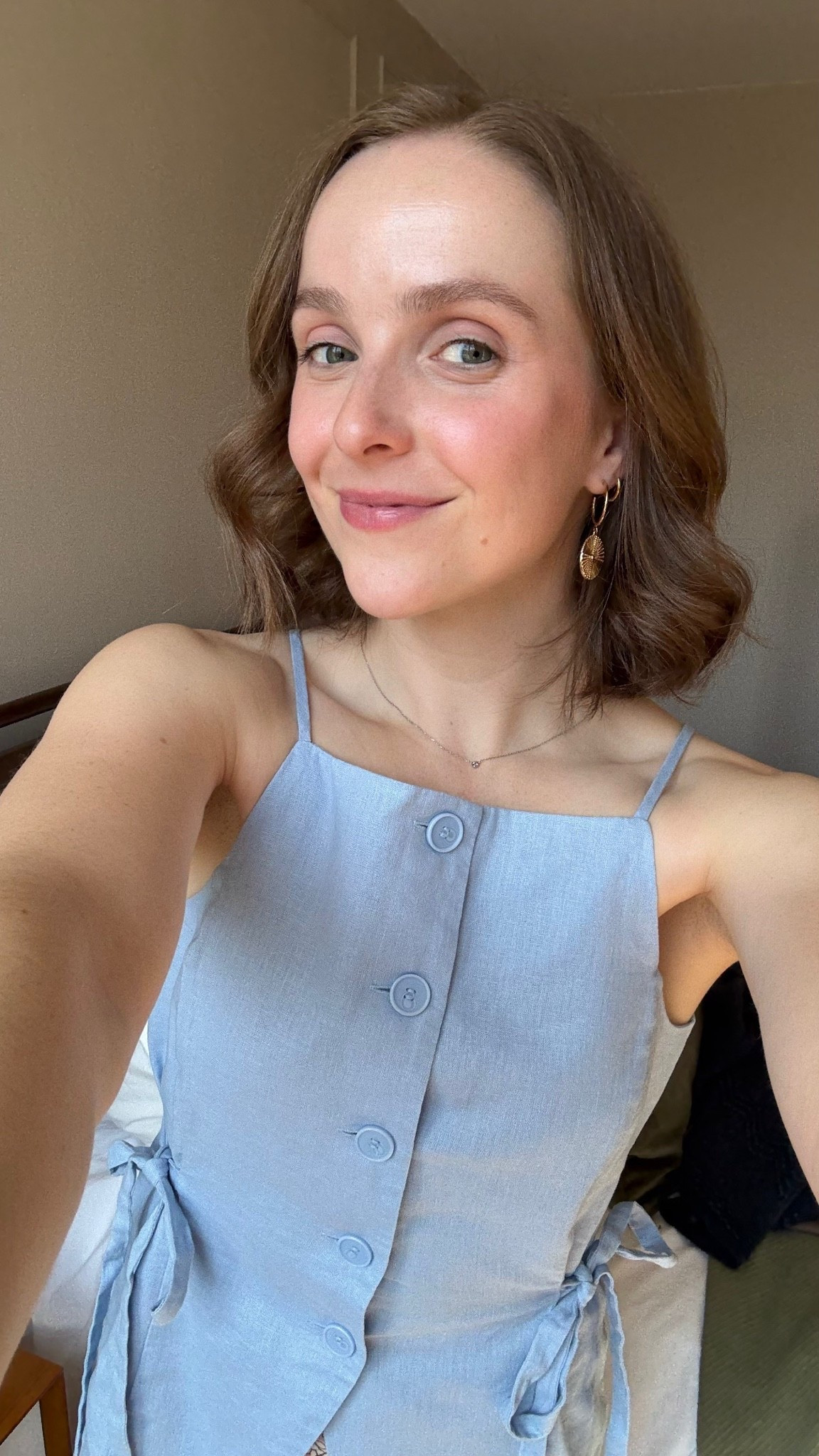 $23 linen side tie vest! Free shipping wearing xxs

#LTKootd #LTKdayinmylife