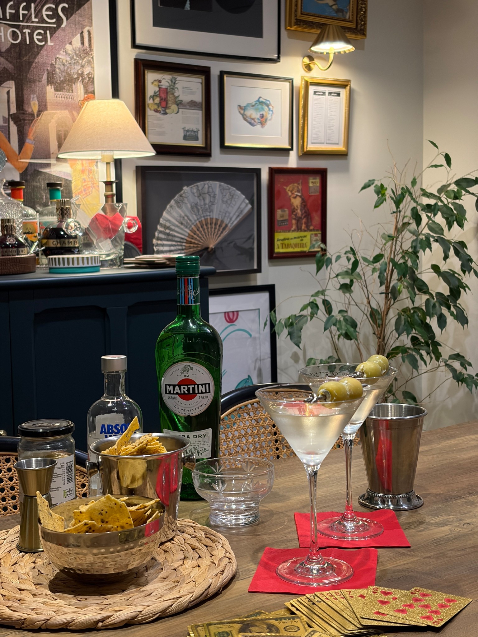 There’s nothing better than a Saturday night at home, martinis poured, cards shuffled, and a classic movie setting the mood for an easy, elegant evening in. 🍸🃏🎥

#LTKhome #LTKuk #LTKwinter
