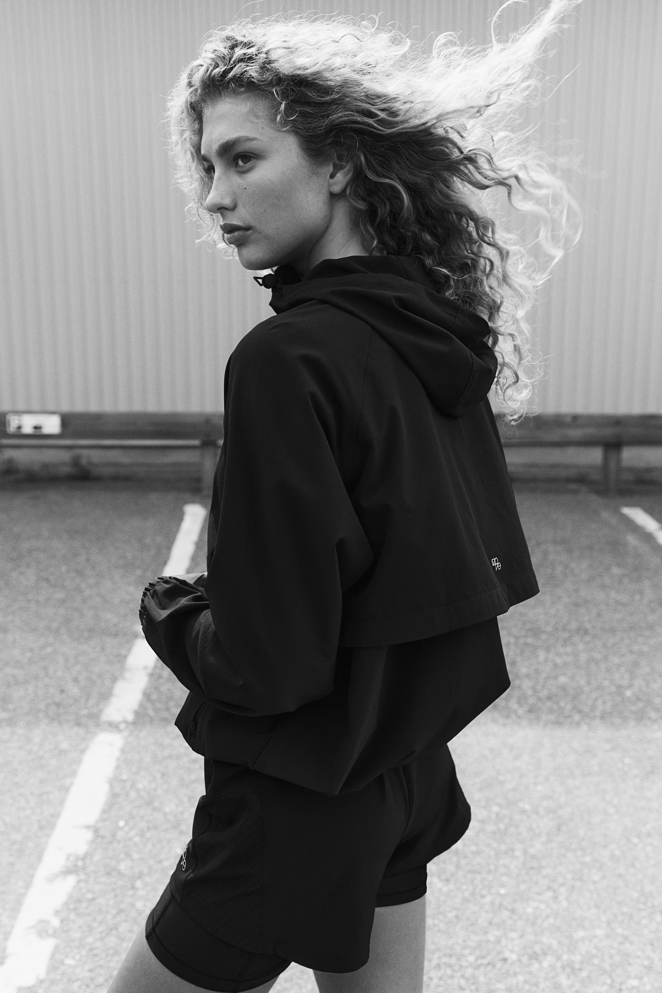 DryMove™ Running Anorak | H&M (US + CA)