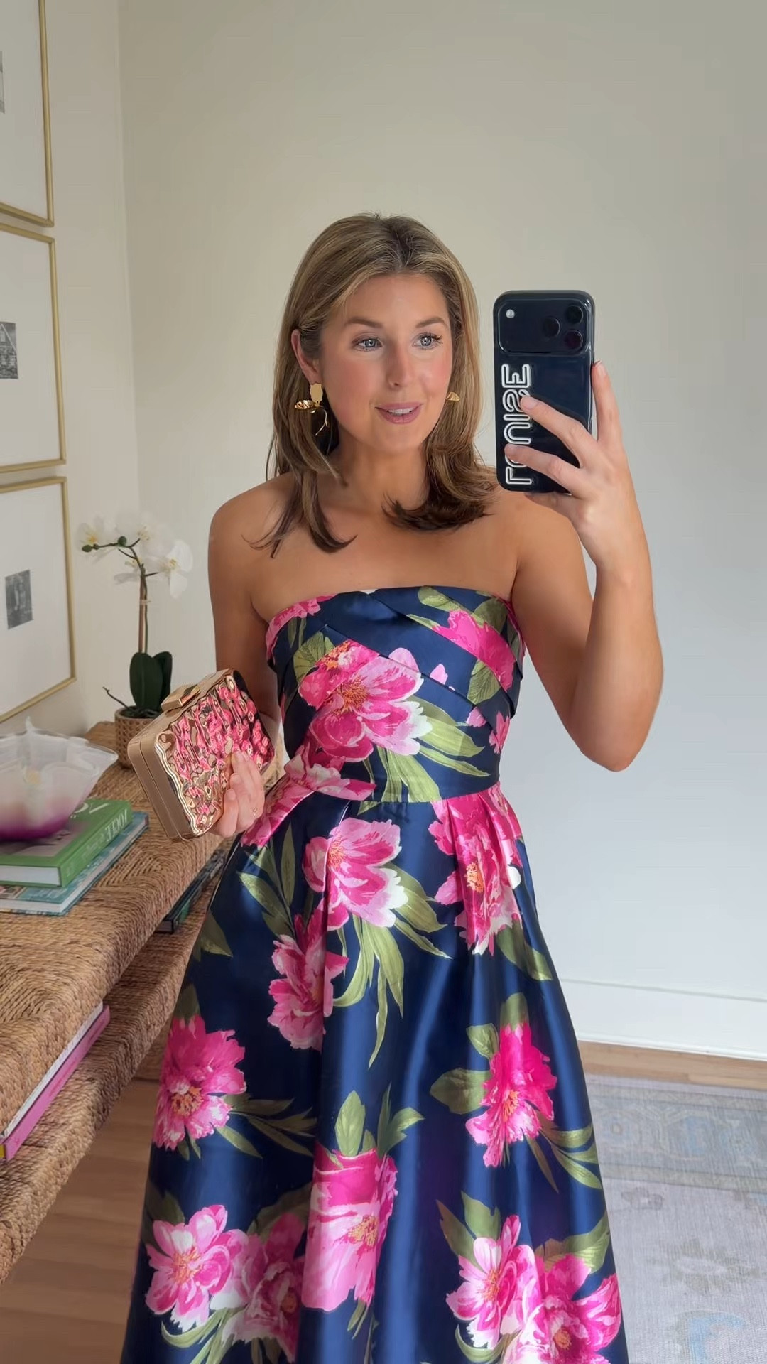 Summer black tie wedding guest look! Wearing a S 