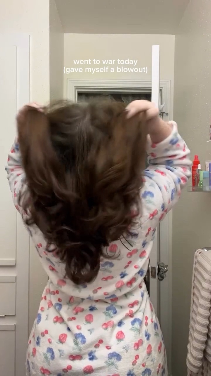 did a blowout at home, only took 1.5 hours 

using the @sharkbeauty FlexStyle!

#athomeblowout #blowouthair #blowoutroutine #sharkflexstyle #sharkflexstylecurls

#LTKmorningroutine #LTKgrwm #LTKCyberWeek