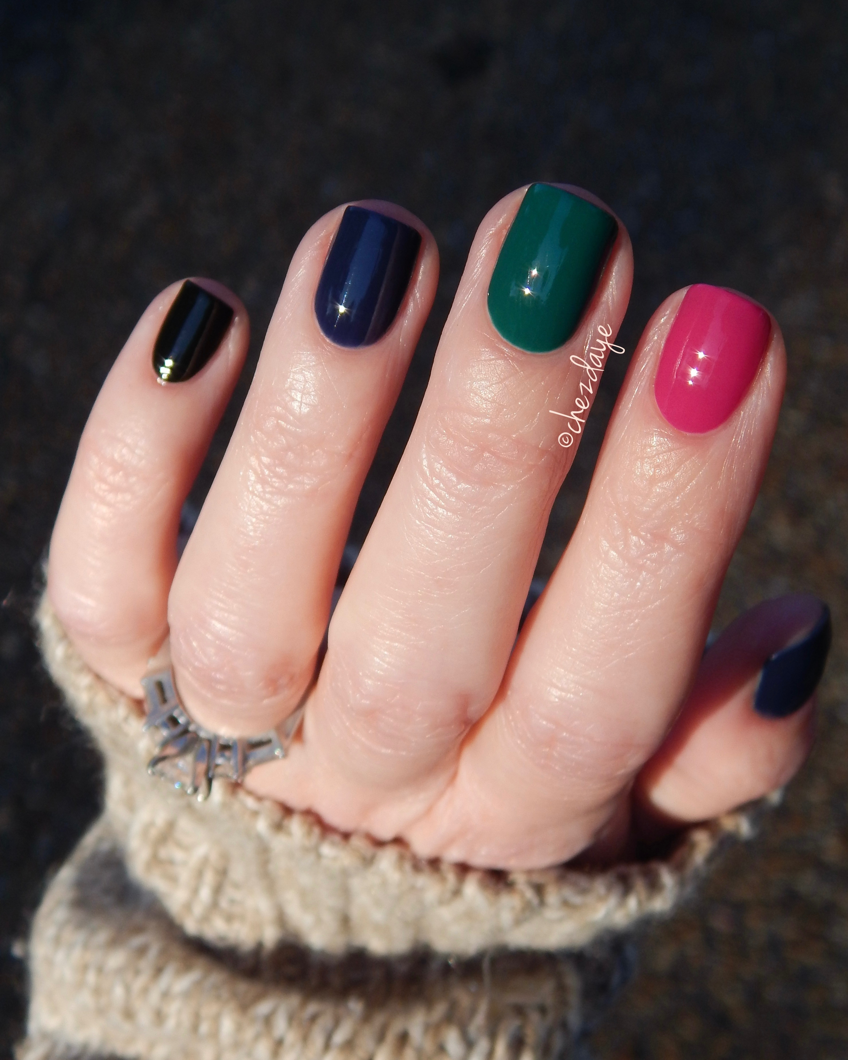 Breaking away from the traditional holiday red with a pop of pink to go with my blue and greens! 💗  (I also linked some of my favorite hydration products from this brand because… winter! ❄️)

#LTKHoliday #LTKStyleTip #LTKBeauty