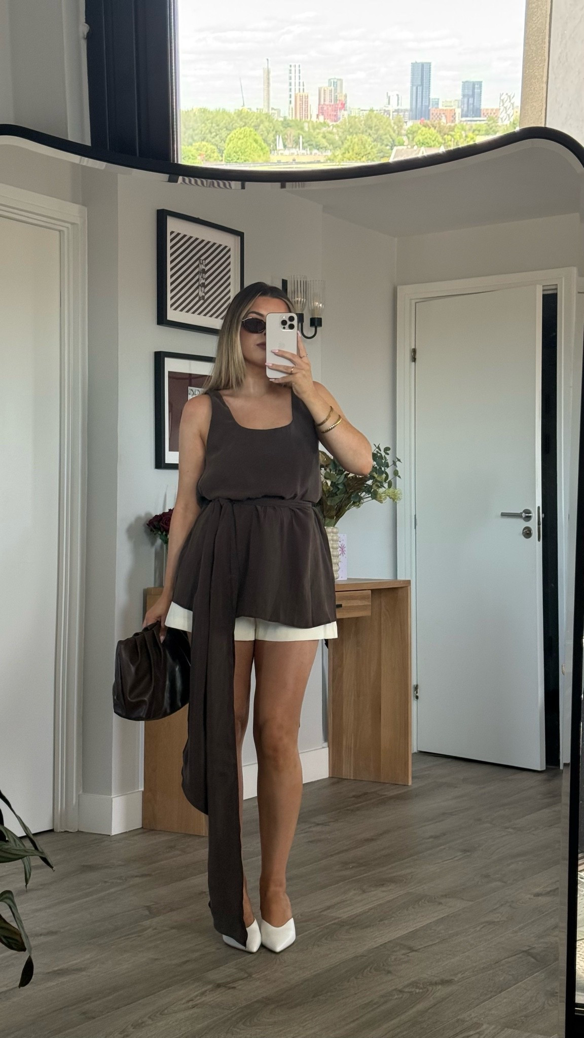 Early birthday dinner ootd 💫🤏🏽