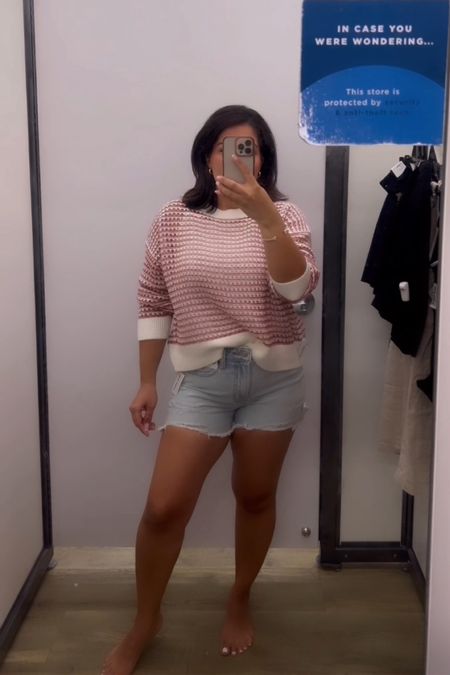 Size S sweater and 6 shorts. 

#LTKStyleTip #LTKFestival #LTKTravel