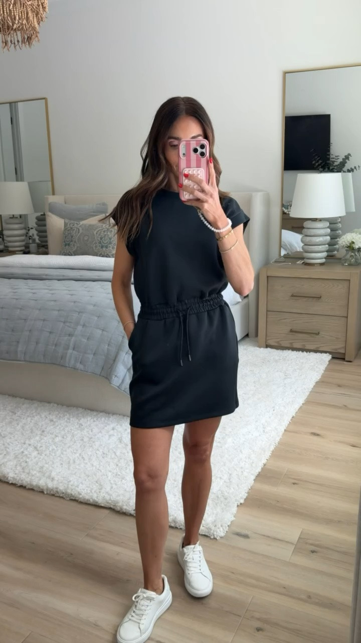 Varley inspired dress, I'm wraring size XS.

#LTKootd #LTKOver40