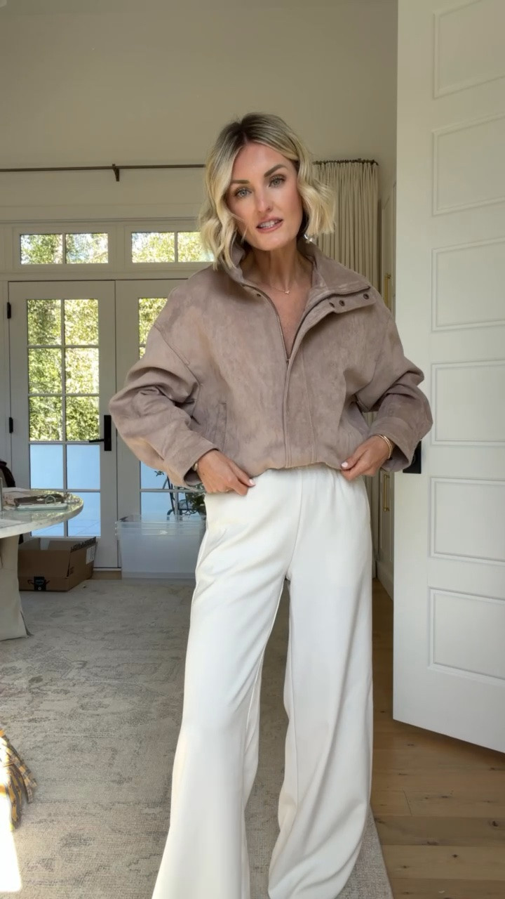 If you’re looking for a gorgeous suede jacket, this is a perfect option! Love the cool tone taupe on this one! Wearing small

Loverly grey, suede jacket, bubble hem fall jacket, fashion inspo outfit for fall

#LTKSeasonal #LTKootd