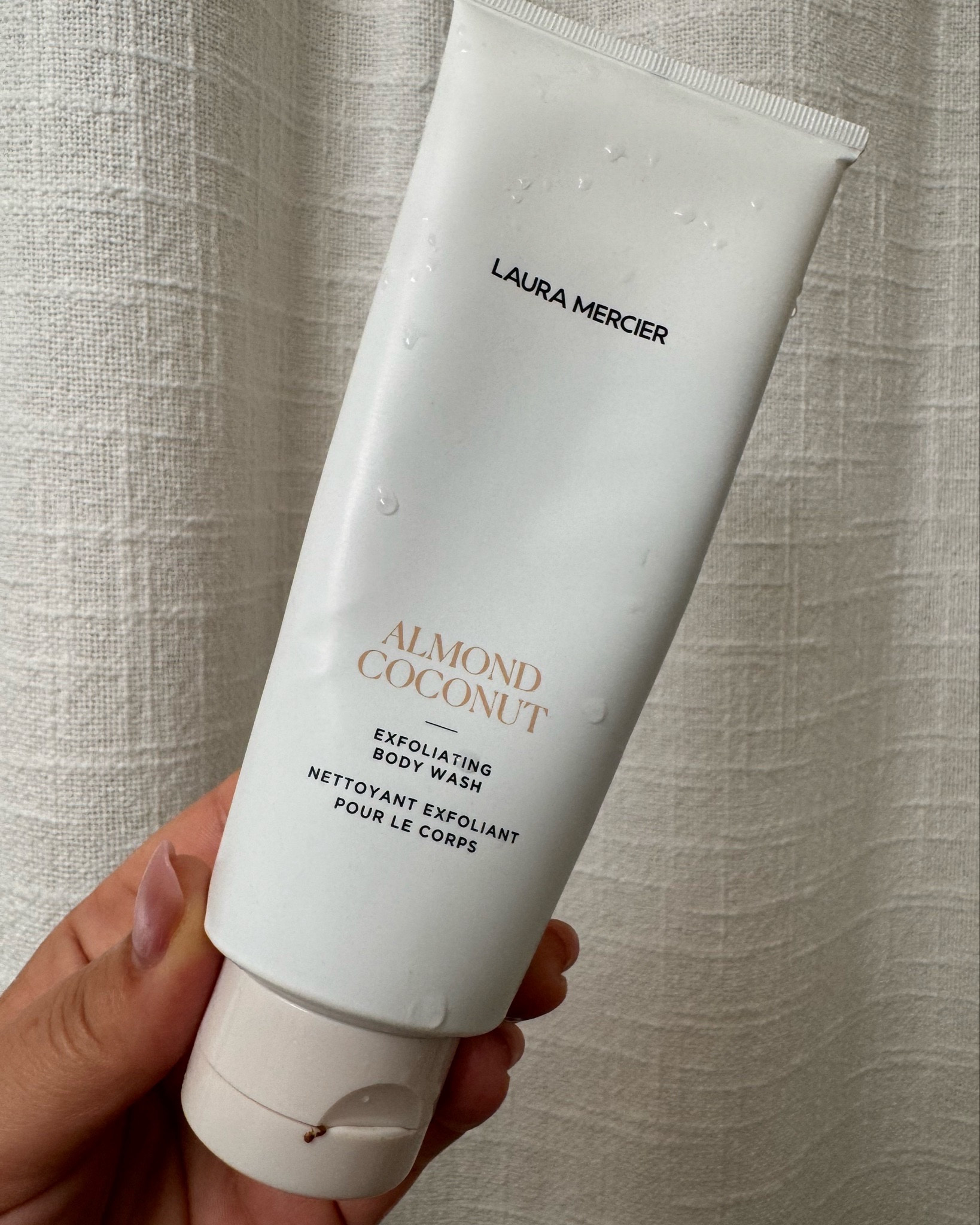 Laura Mercier — the trio you didn’t know you needed ✨ From the silky body scrub to the ultra-hydrating body lotion and the dreamy Body Honey, this collection will leave your skin feeling soft, glowy & smelling absolutely luxurious. The perfect little self-care trio for feeling pampered every single day. Comment NEED for the link 💕

#LTKselfcare #LTKBeauty #LTKvlog