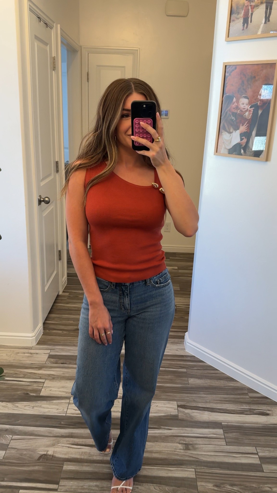 Size small in top 
Size 26 in jeans 
Size 8 in shoes 