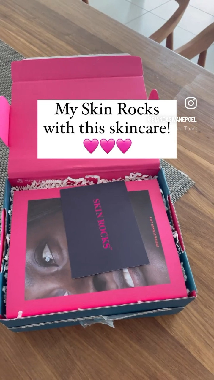 Exciting delivery! I recently tried this new cleanser and LOVED it so I ordered another one. And I’m now trying the retinoid 2 too. 💕

#LTKbeauty #LTKover40 #LTKaustralia