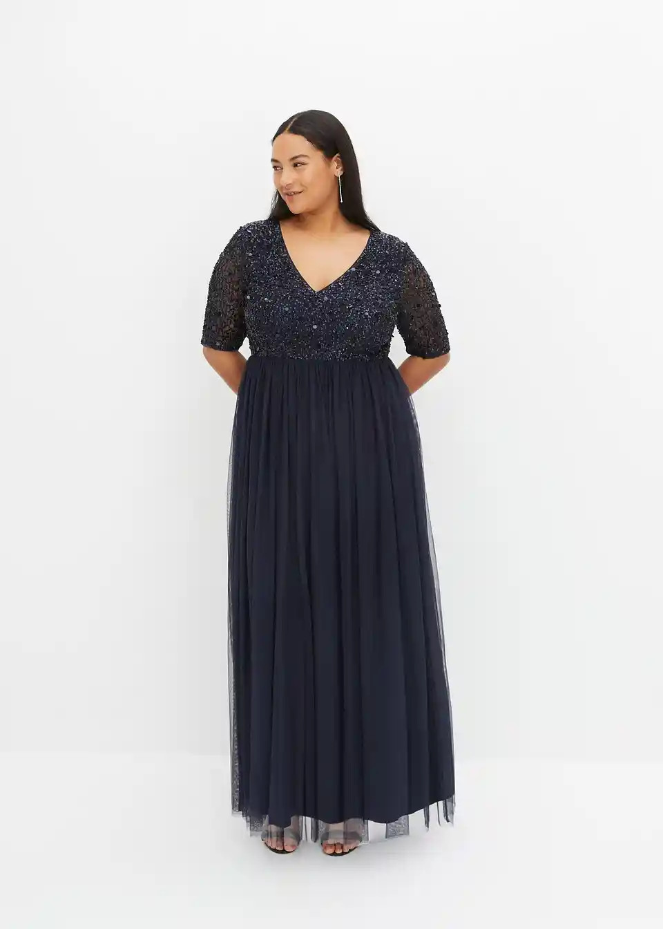 Abendkleid aus zartem Tüll mit Paillettenstickerei | Bonprix DE