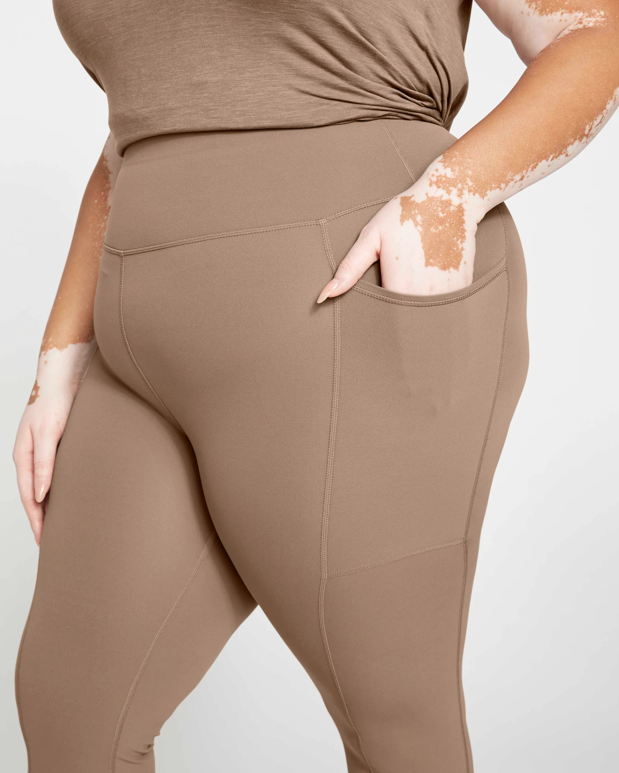 Next—to—Naked Legging - Nutmeg | Universal Standard