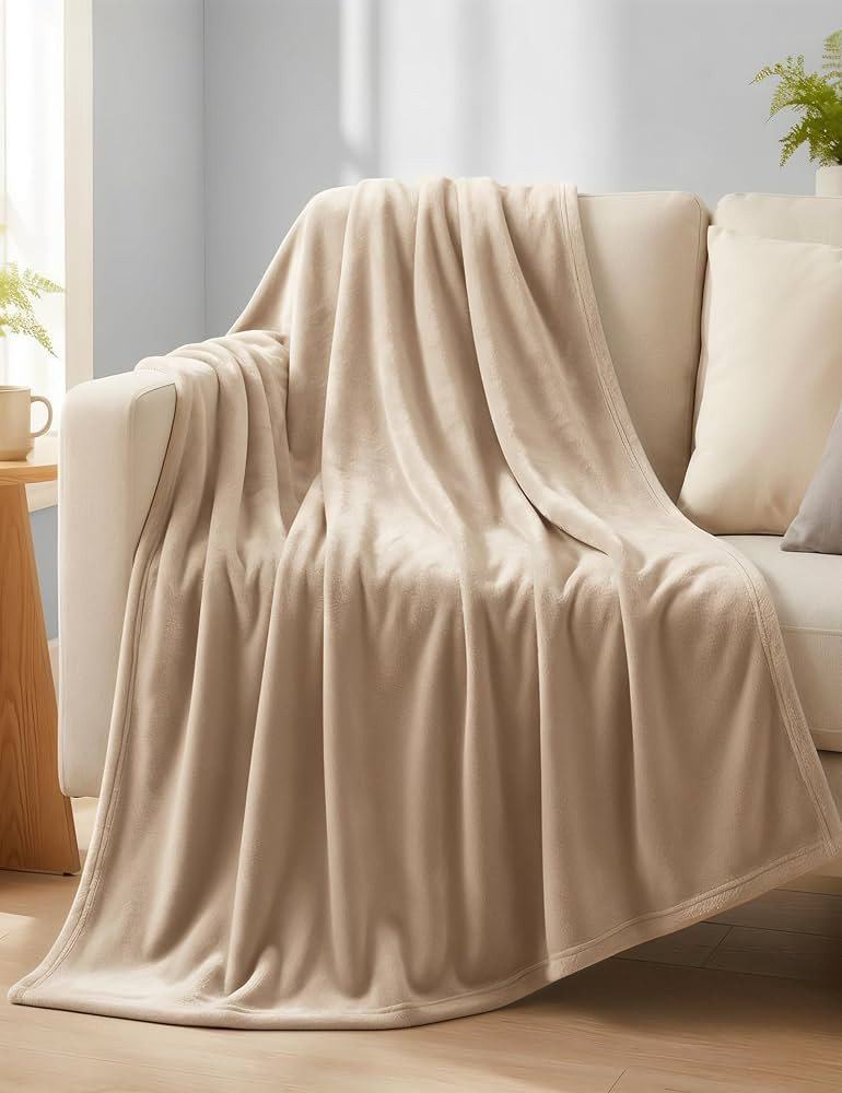 Casa Platino Fleece Throw Blanket – Lightweight & Soft 50x60 Flannel for Couch, Bed or Sofa –... | Amazon (CA)