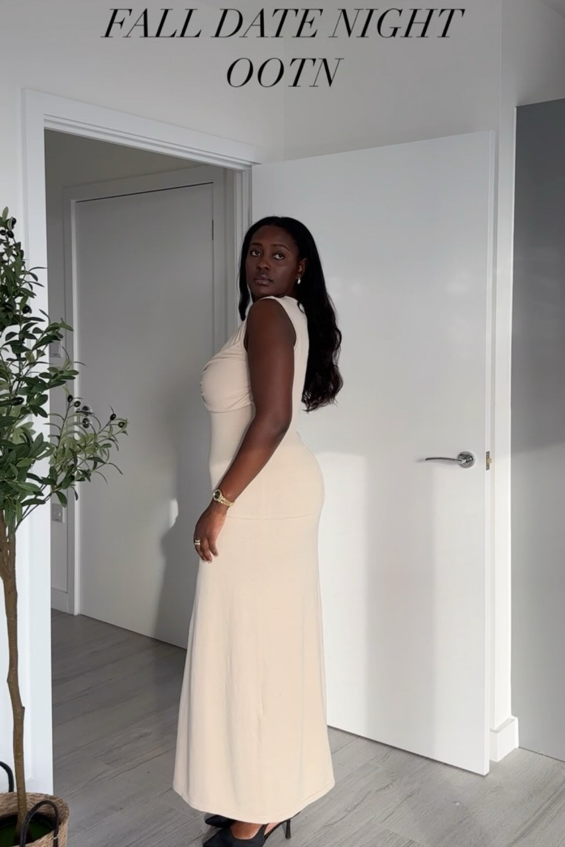 Ribbed dresses will always do it for me 🍂 @asos @nakdfashion dress linked x 

#midsizestyle #blackgirl #fallfashion #modestfashion