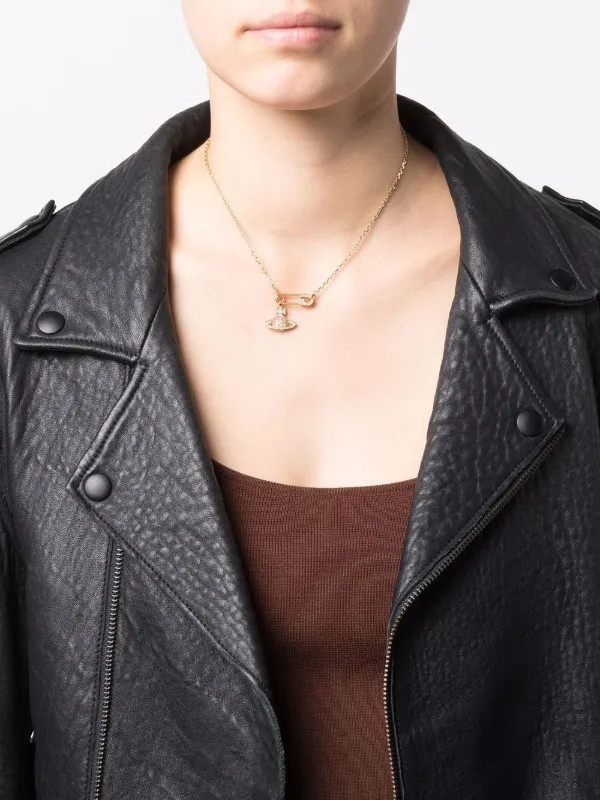 logo pendant necklace | Farfetch Global