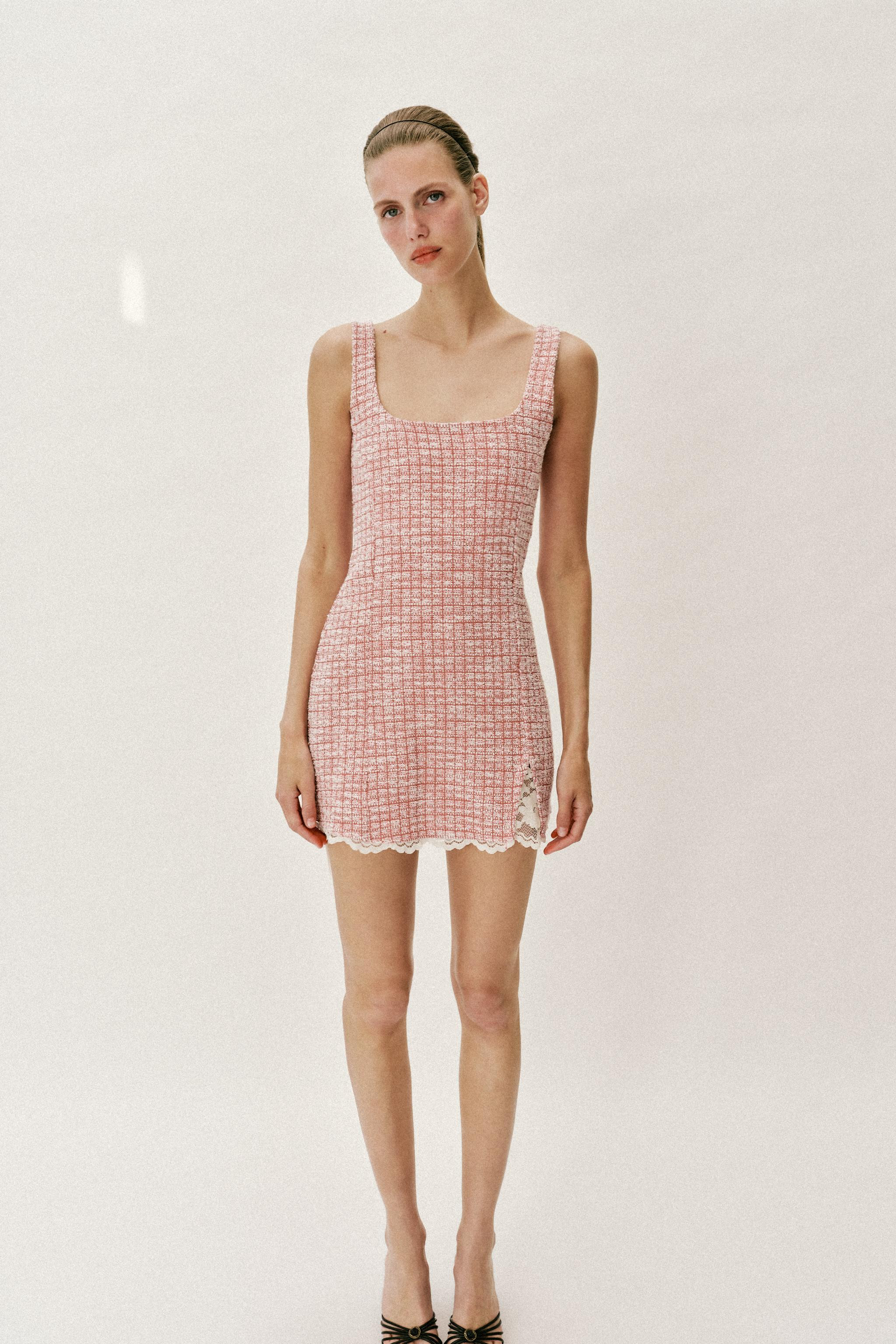 SHORT TEXTURED DRESS | Zara UK