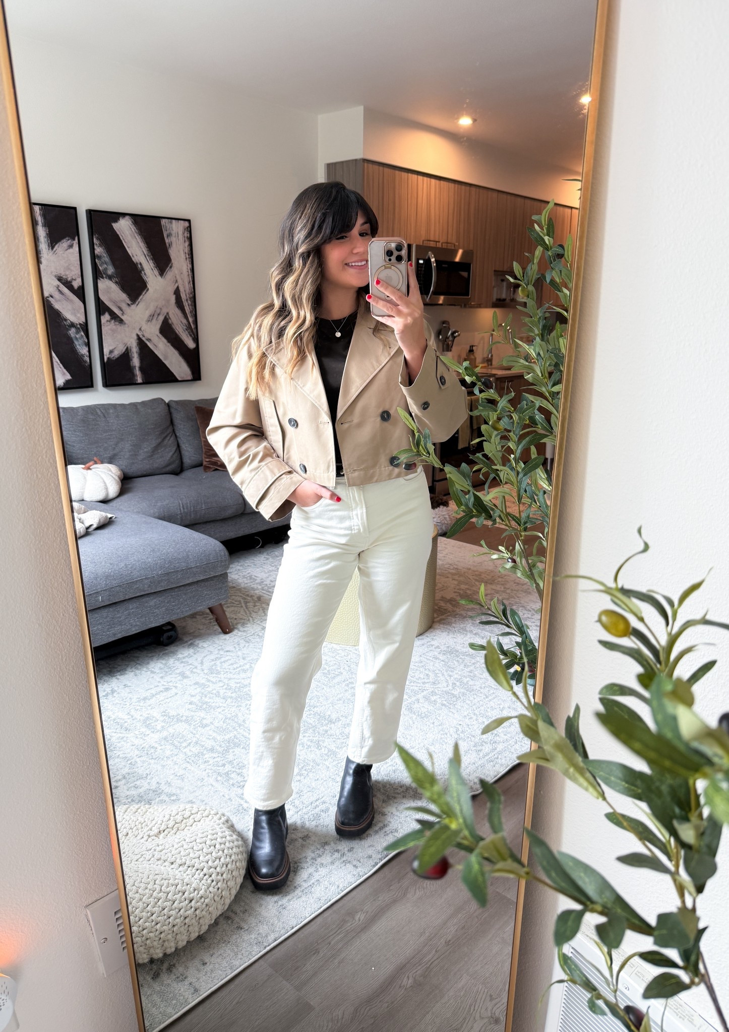 Fall uniform unlocked 🍂 Cropped trench, chocolate tee, bone denim + black boots. Easy, neutral, and so good together. Save this for outfit inspo 🤎

Jeans: 28R (tts) | Boots: tts

Autumn Style | Fall Style | Chelsea Boots | Fall Outfit Ideas | Minimal Style 

#LTKPetite #LTKStyleTip #LTKSeasonal