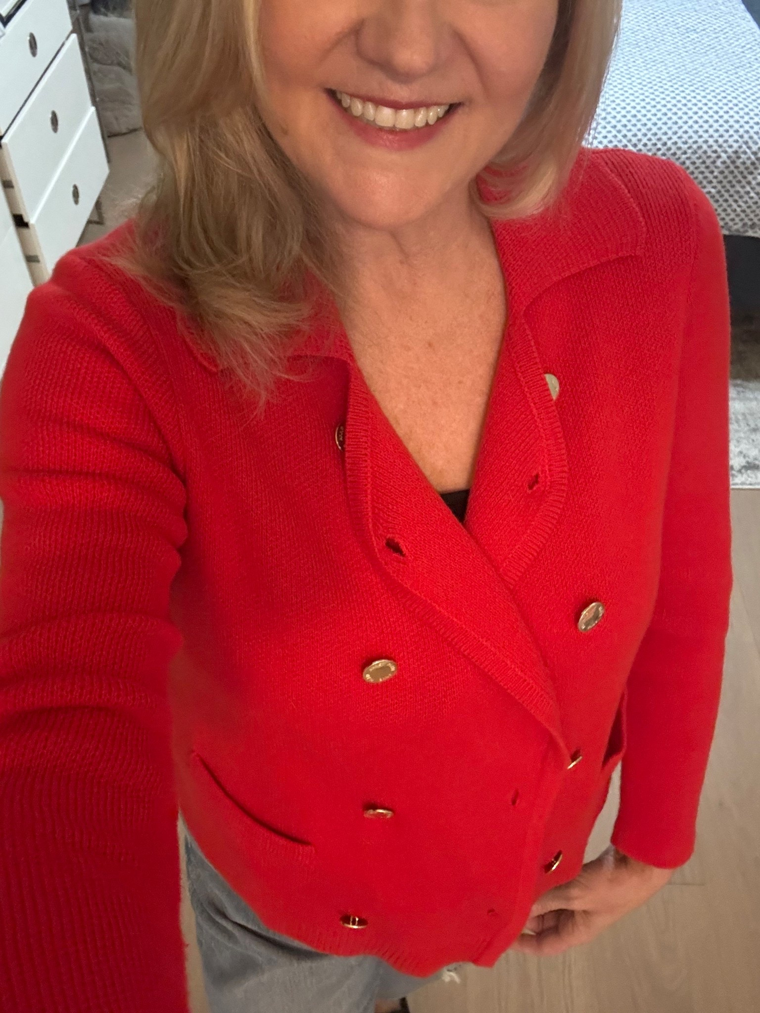 Red sweater jacket that looks great open or closed. Perfect for Valentine’s Day.

#LTKMidsize #LTKootd #LTKOver40