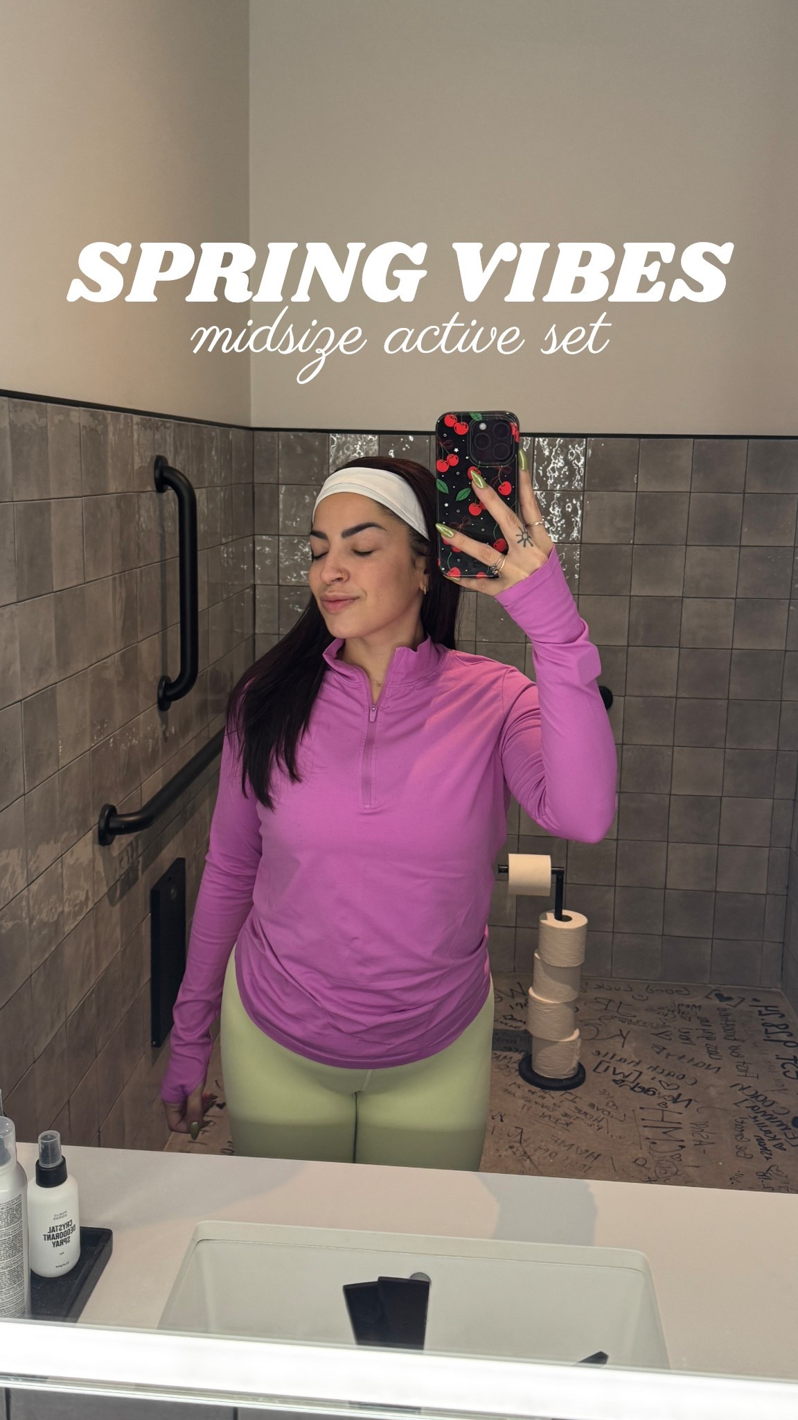 Cosmo and Wanda? Is that you?! 🩷💚 these colors are giving SPRING! Perfect midsize active set to bring in some warmer weather 🫶🏼 Fabletics.com/KhloeKuriatnyk 

#LTKPetite #LTKSpringSale #LTKMidsize