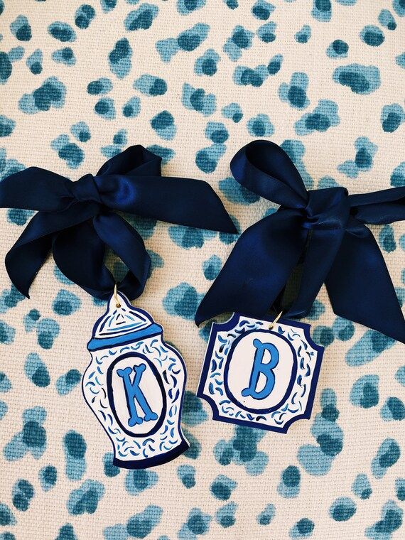 Initial monogram chinoiserie Christmas ornament | blue and white Christmas ornament | Etsy (US)