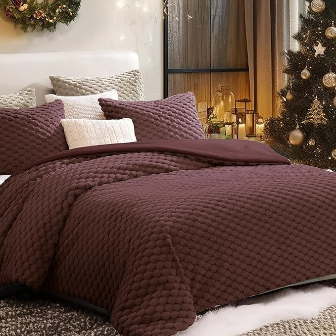 CASAAGUSTO Fluffy King Comforter Set, Burgundy Luxury Rabbit Faux Fur Comforter Set King Size, 3 ... | Amazon (US)