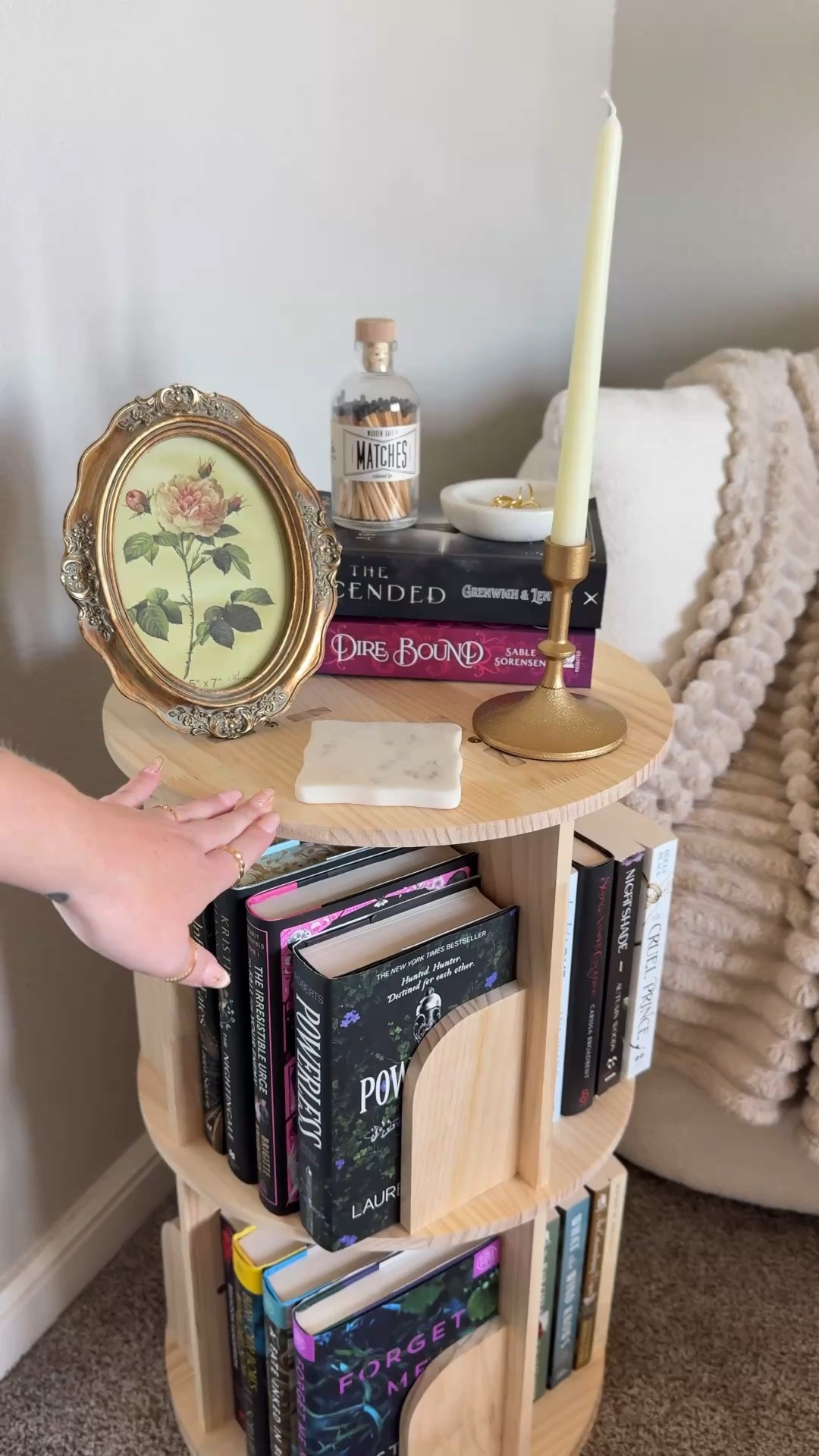 I love how my TBR (to be read)  cart turned out 🥰 



#LTKHome