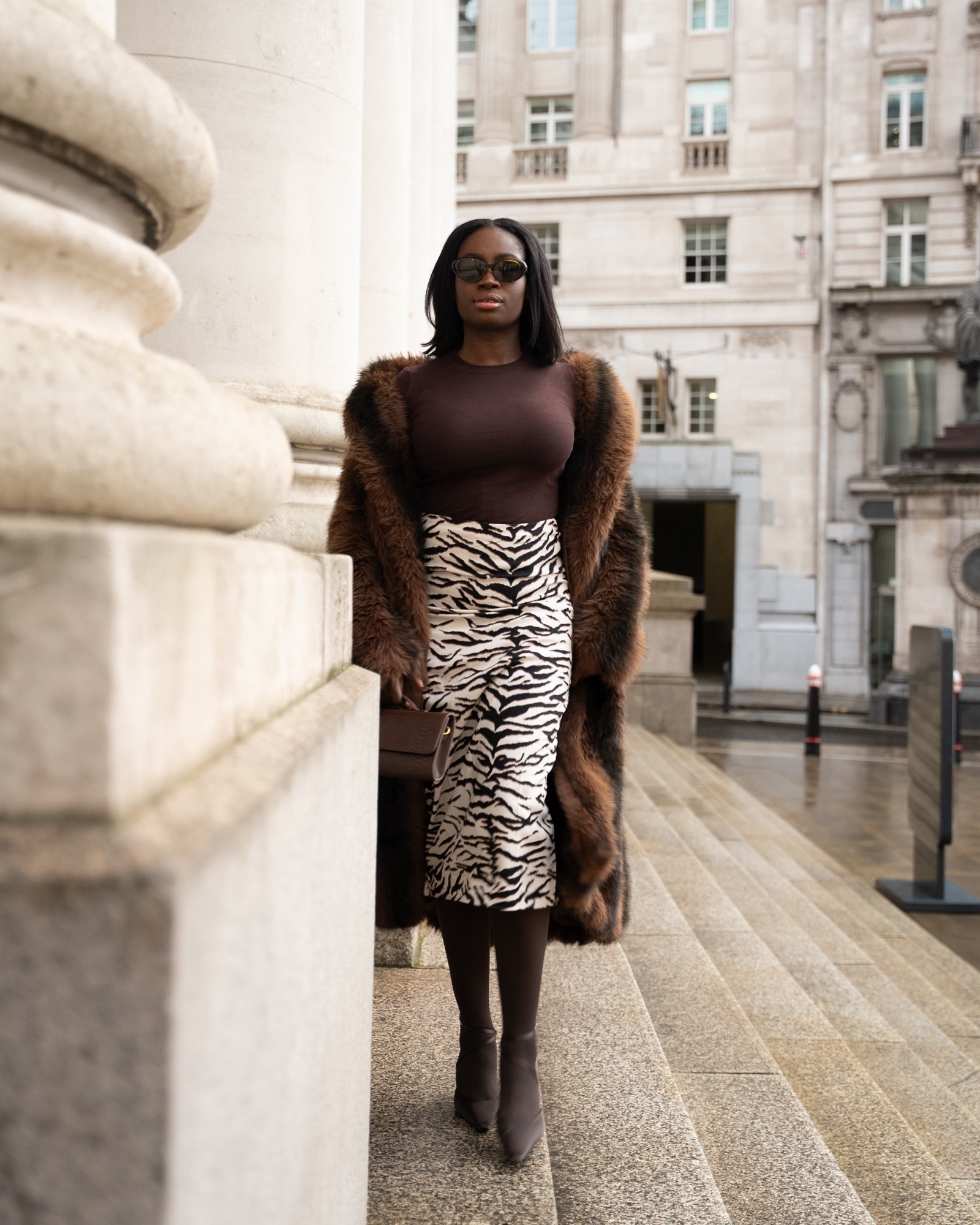 Fur in #spring just makes sense: it’s that in-between season where you want a layer that looks #luxe but actually keeps you warm when the temperature switches up.
Paired it with a zebra midi because neutral #prints are my favourite way to add texture without doing too much.

Fur coat @topshop
Top @watthebrand
Skirt, tights and heels @hm


#LTKspring #LTKuk #LTKFashionMonth