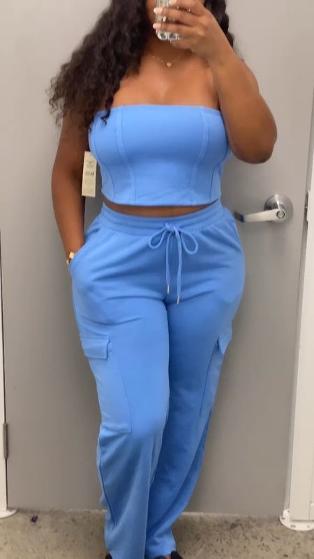 Summer Outfit love me a good matching set outfit 

Brand Walmart 

I’m
Wearing a size medium 

#LTKTravel #LTKStyleTip #LTKSaleAlert