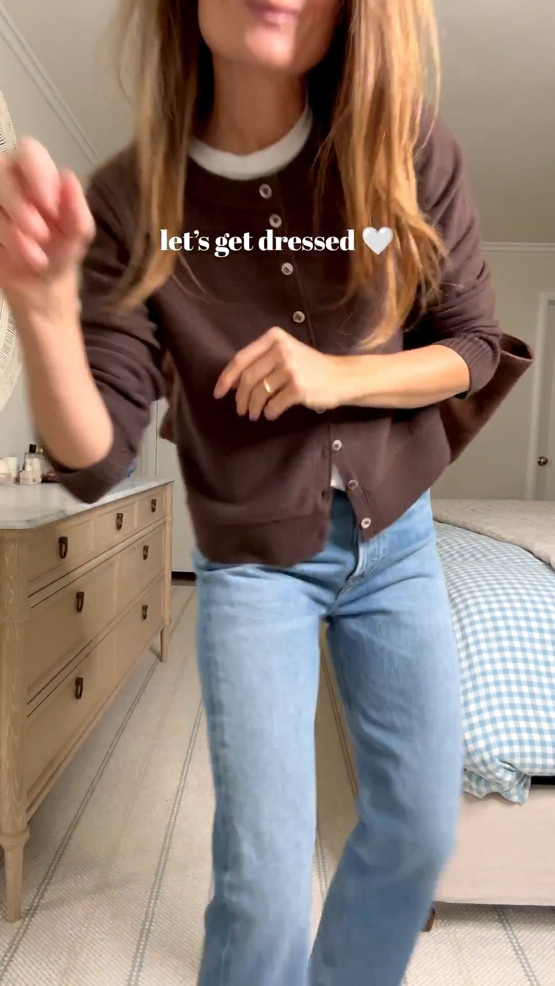 Standard mom outfit today, but with some fun ways to spice it up. I have to lead with these Citizens of Humanity Perri Blaine High Rise Straight jeans. These are SO GOOD. Just a little bit looser fitting than my favorite AGOLDE jeans for a day I’m feeling a more relaxed look but perfectly worn in and vintage feeling. I think these are going to be a new favorite! Right now on sale at REVOLVE for just $220. Such a steal! • Free People Nocturnal Solid Cashmere Cardigan I now own in four colors! Chocolate brown is the color of the Fall and I love it on this super soft Free People cardi • Perfect White Tee Springsteen is a great basic to layer under sweaters. Boxy but not overly so. One of the best white tees out there hands down. • Madewell Francine Suede shoes and gorgeous but practical Liffner bag to match the cardigan and tie the look together! 

Sizing notes: sized up 1, to a 26 in the jeans. Wearing my true size in everything else: cardigan + tee small/shoes 7

Have a great Wednesday!
Xx Meg


#LTKSaleAlert #LTKStyleTip #LTKSeasonal