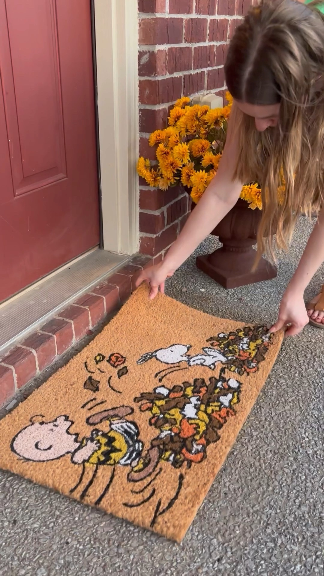 Charlie Brown Fall Door Mat

Fall doormat, autumn doormat, Charlie Brown second, autumn leaves, Halloween doormat