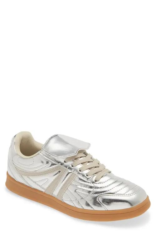 Steve Madden Madrid Metallic Low Top Sneaker in Silver at Nordstrom, Size 8.5 | Nordstrom