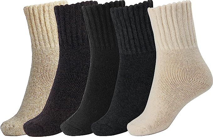 Amazon.com: BomKinta Women Winter Solid Socks Thick Warm Wool Socks Cozy Crew Socks for Women Chr... | Amazon (US)