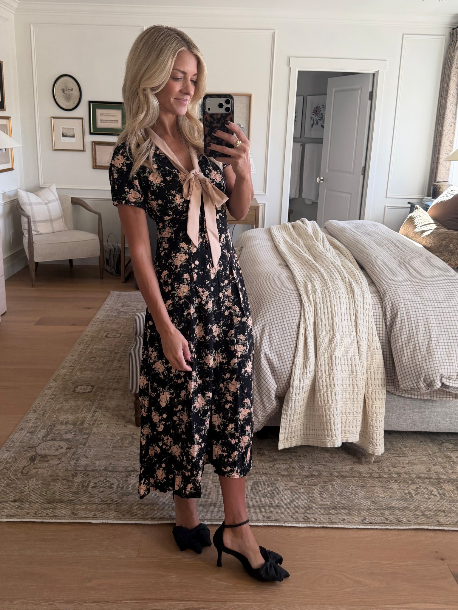 Never met a bow I didn’t like. Wedding my true size small in this beautiful dress.

#LTKStyleTip #LTKSaleAlert #LTKFindsUnder100