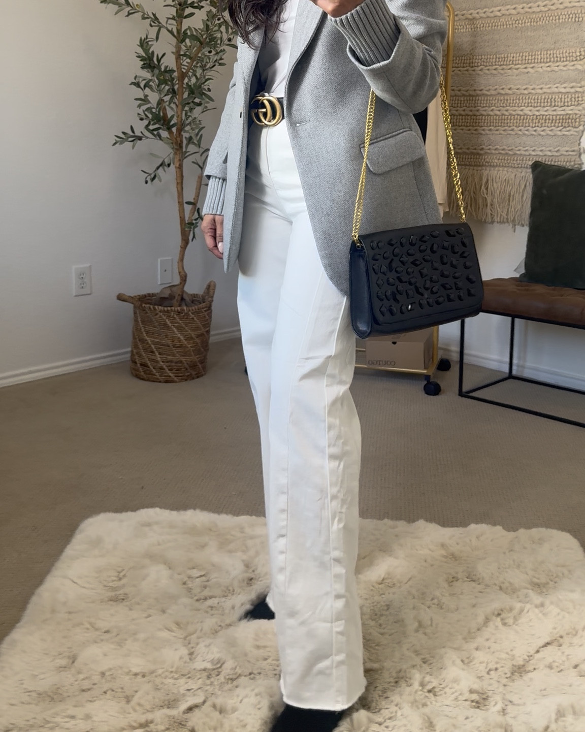 Loving how these white jeans look with this gray blazer/jacket—simple, classy, effortless.

#LTKootd #LTKgrwm #LTKWorkwear