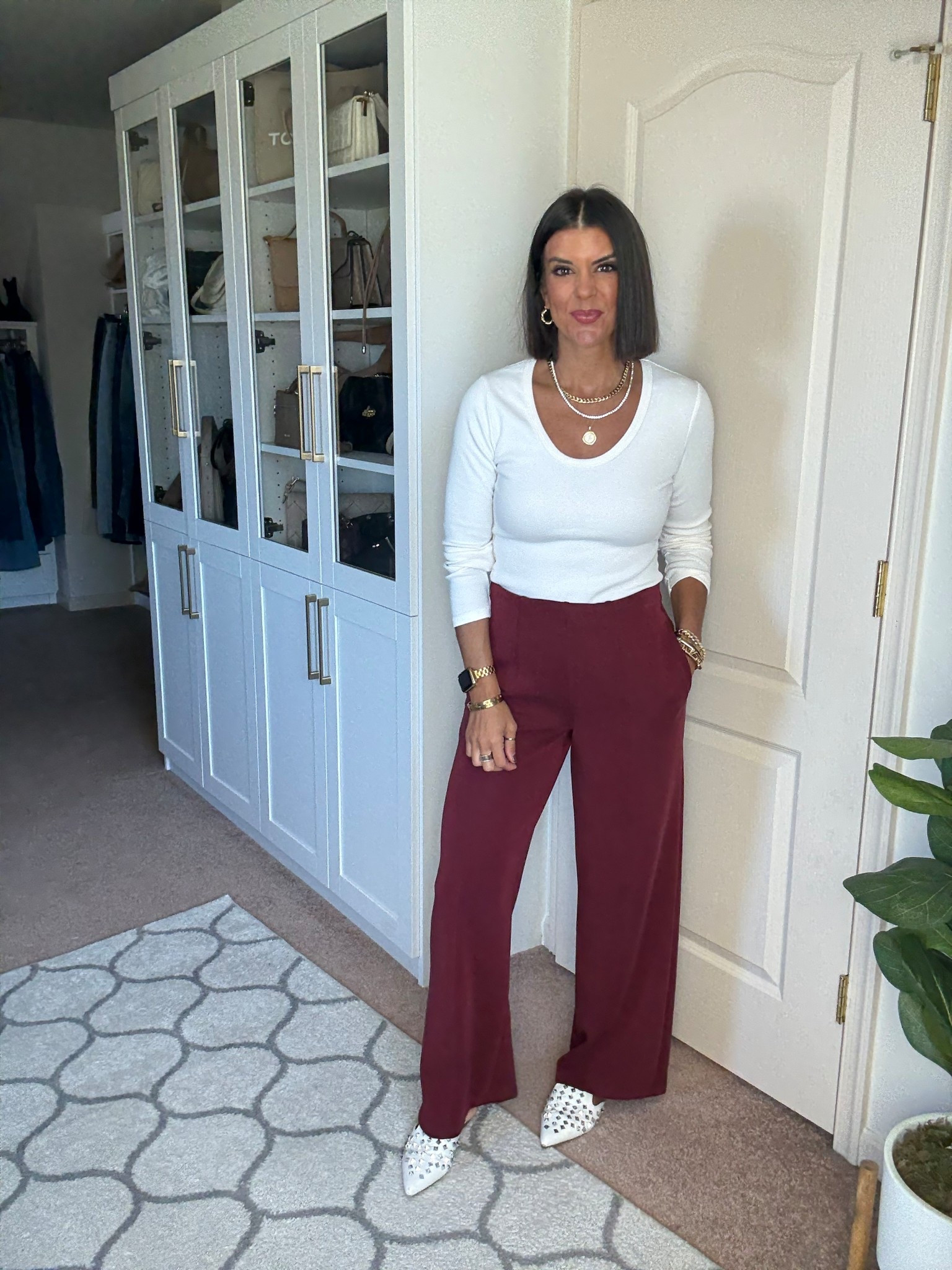 Target put on pants 40% off! These are so good! Size small. I’m 5’5 for reference 

#LTKSaleAlert #LTKSeasonal #LTKWorkwear